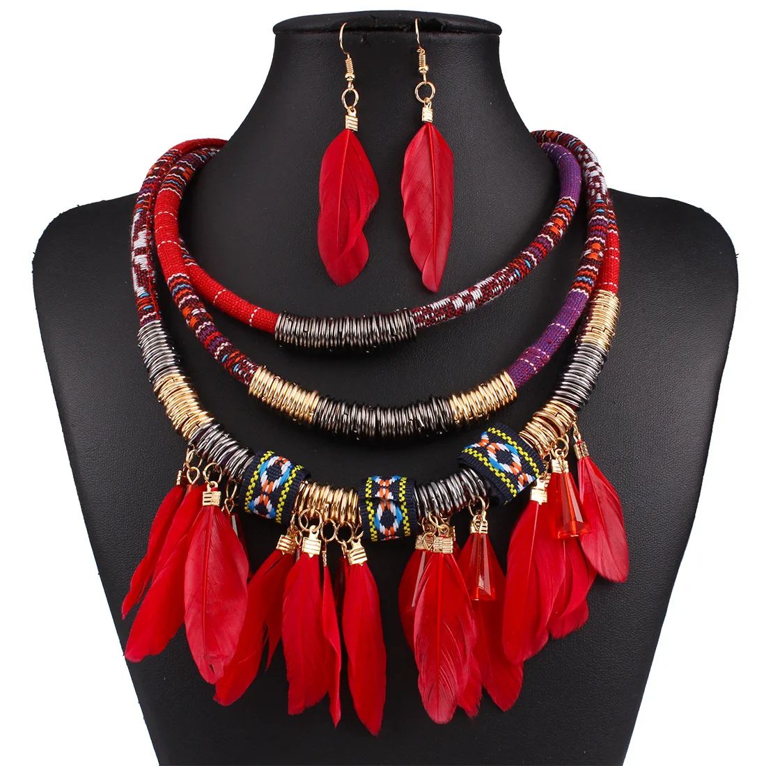 

2017 Ethnic Vintage Gold Color Jewelry Sets Embroidery Cloth Multi layer Feather Pendants Chain Necklace Earrings Set