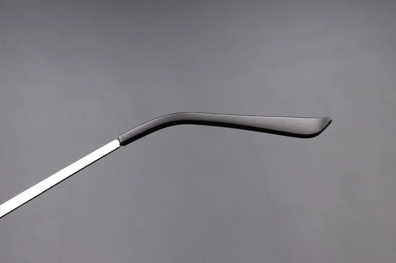 8504160748_1571312998