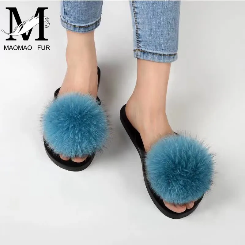 flip flops with fur pom pom