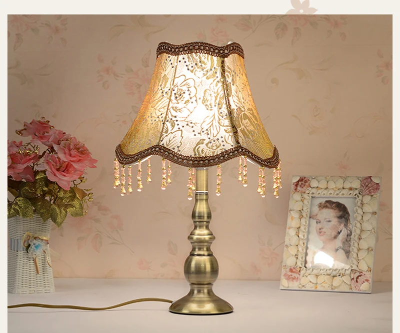 

European modern minimalist wedding bedroom bedside lamp living room fashion creative pastoral warm cloth lamp