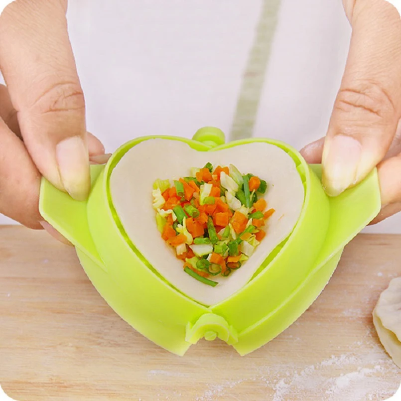 

3PCS/lot Plastic Dumpling Dough Cutter Fool Style Dumpling Mould Kitchen Pastry Tools Accessories Wholefamily Kitchen Utensil