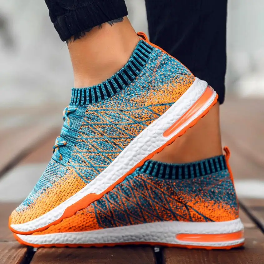 

Men Fly-knitted Shoes for Man Sneaker Size 39-44 Male Fashion Sock Shoes Designer Causal Shoes 2019 Men Summer Shoes