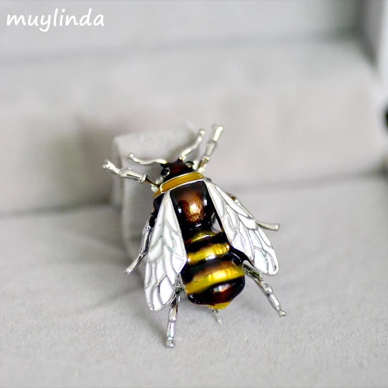

Fashion Enamel Bees Metal Mini Brooches Pins Men Women Suit Brooch And Pin Broach Metal Buttons Brosche Clips Scarf
