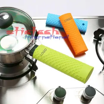 

by dhl 500pcs Saucepan Holder Sleeve Slip Cover Grip Cookware Parts Cookware Parts Unique Kitchen Silicone Pot Pan Handle Tools