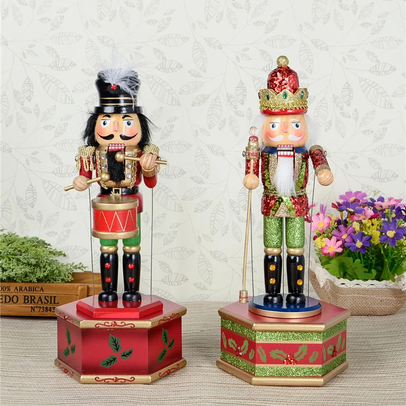 Ht057 Toy 31cm Fine Painted Nutcracker Music Box Walnut Soldiers