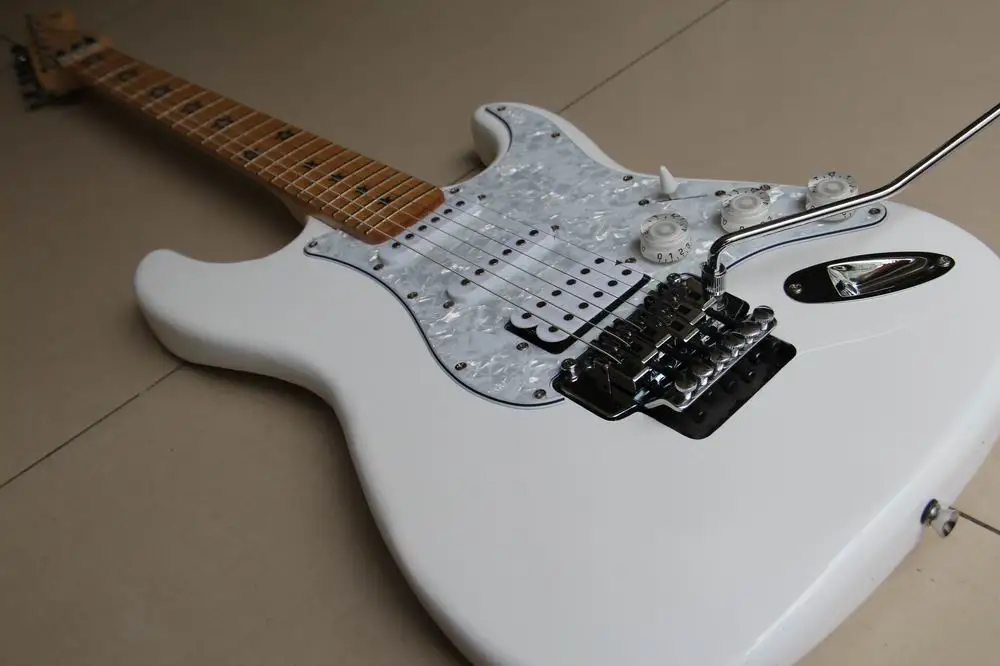 Wholesale Str electric guitar with tremoloe five star inlay in white