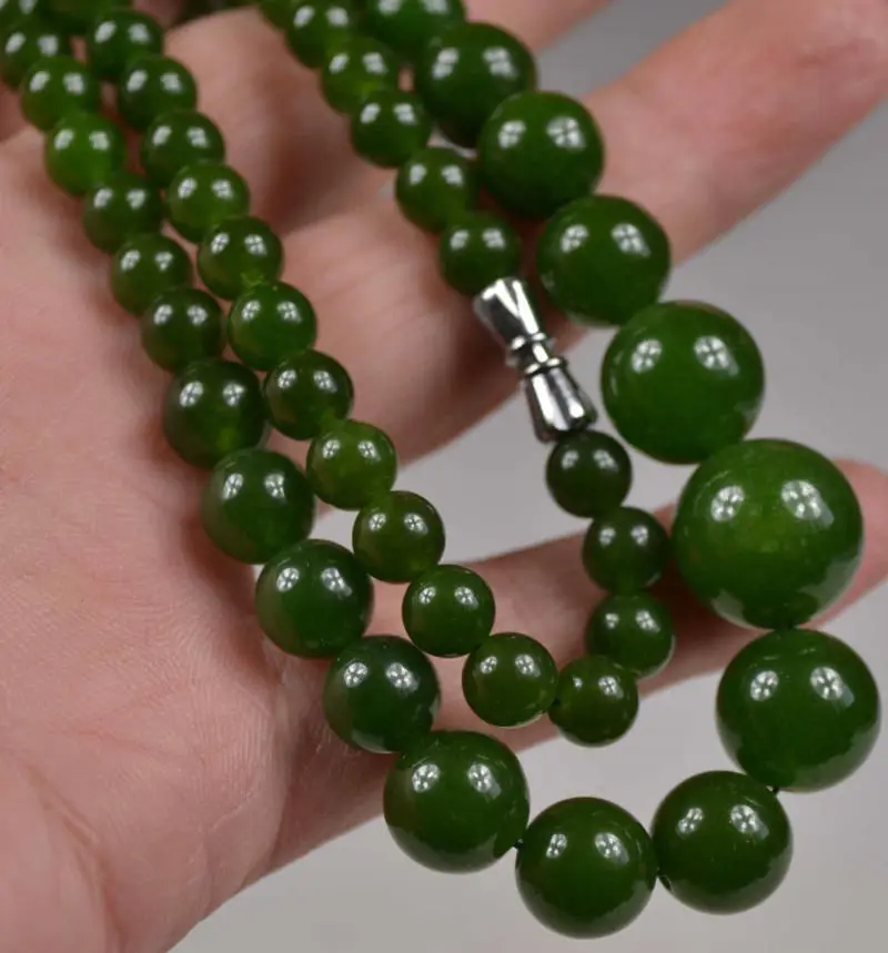 

Jewelr 006358 Chinese ORIENTAL VINTAGE GREEN JADE BEADS NECKLACE 5.5