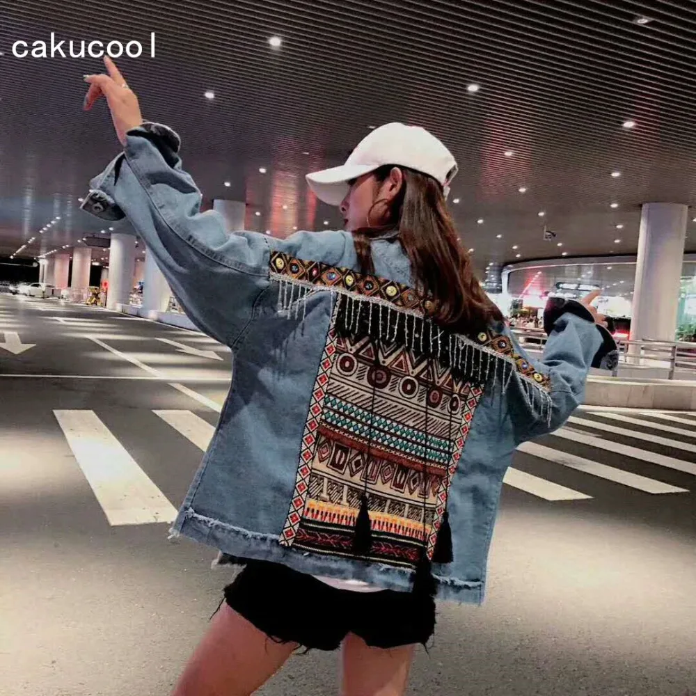

Cakucool Denim jacket Female Autumn vintage ethnic appliques Embroid Outerwear tassels Beading loose Jean coat jacket Women