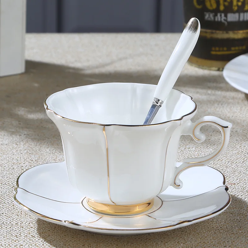 200 мл Высокое качество ручная роспись Золотой фарфор чашка блюдце набор с ложкой послеобеденный чай керамическая чашка Блюдо Набор