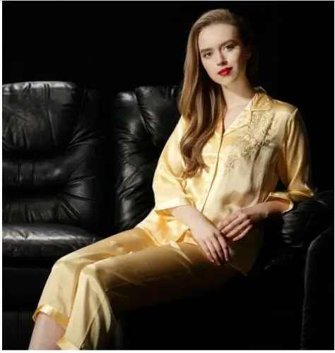 Чистый шелк женская пижама с вышивкой комплект пижамы Ночная рубашка M L XL YM006 - Цвет: light yellow