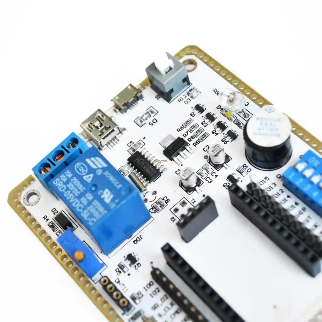 1sets ESP8266 Wireless WiFi Module Develop Board 8266 SDK Development Chip with The Cable
