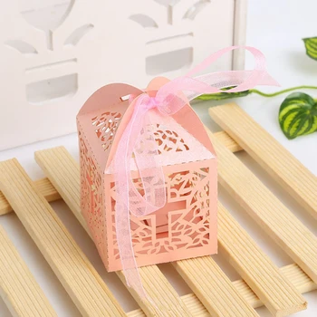 

100pc Pink Blue Cross Candy Box Angel Gift Box For Baby Shower Baptism Birthday First Communion Christening Decoration 5x5x8cm