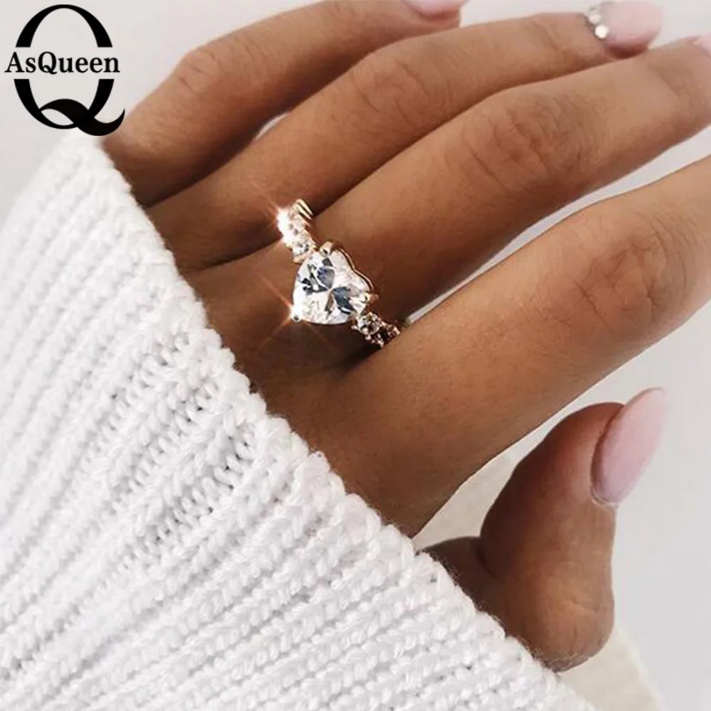 

2019 New Classic Gold Heart Rings Shiny Rhinestone Rings For Bride Women Wedding Jewelry