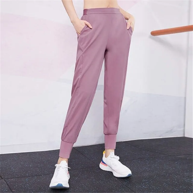 

Women Running Pants Workout Gym Sweatpants Loose Training Sport Trousers With Pockets Fitness Jogging Sportswear Plus Size