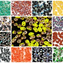 Горячее предложение, топ, чешский бисер, 5x2,5 мм, блестящий чешский стеклянный бисер, два отверстия, бисер, 50 шт. на выбор, цвета