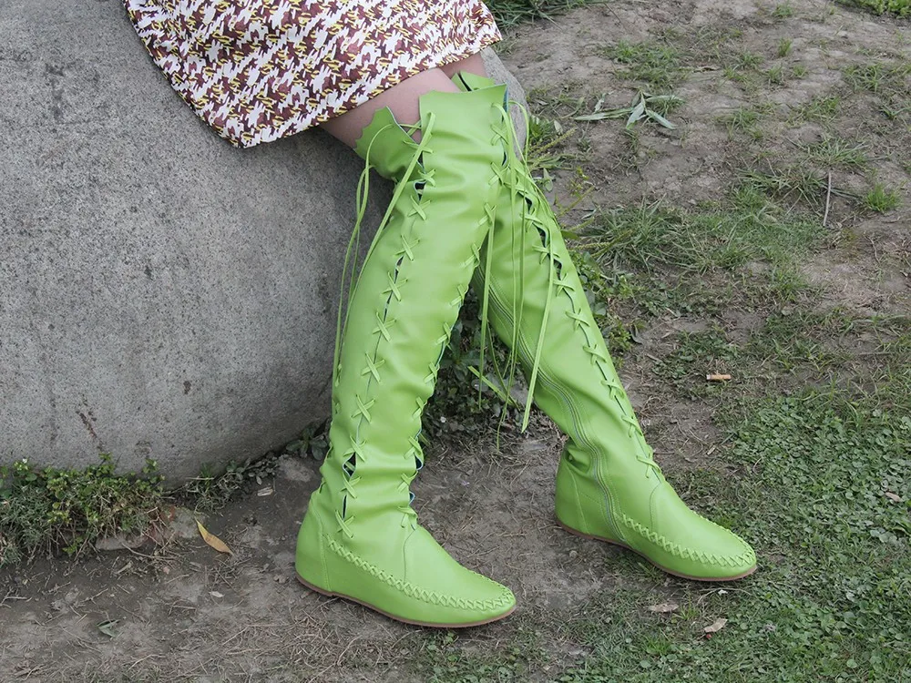 Классические однотонные ковбойские высокие сапоги для женщин; сапоги до середины голени с круглым носком; сезон осень-зима; обувь на низком квадратном каблуке