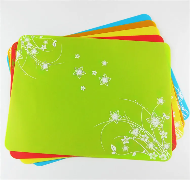 50 pcs Flower Pattern Flexible Non Slip Silicone Placemats Kids Table