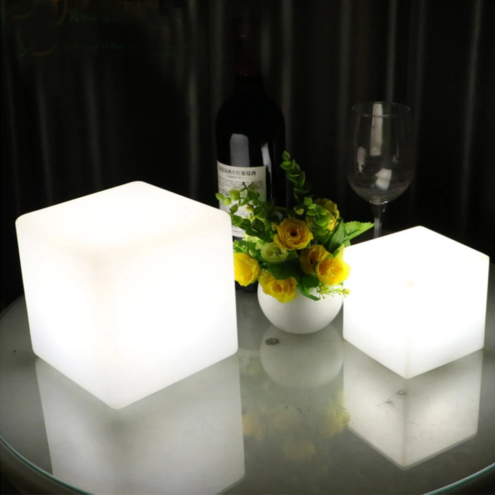 

Simple Bar 15 cm LED Rechargeable Lamps 16 Colors changing Creative Table Light Dimming Square Study Bedroom Bedside Lamp