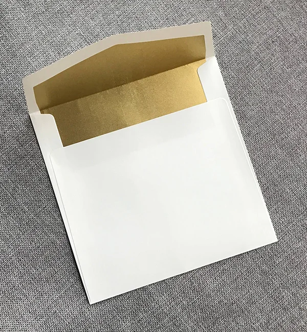 

158mmx158mm square envelope with gold printing inside