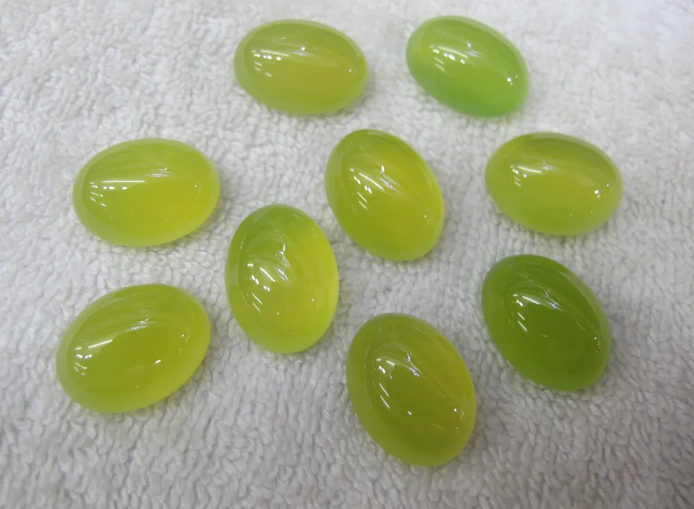 

Beauty Bright Green Carnelian Agate Bead 13x18mm Oval Cabochon Natural Gem Stone Jewelry Ring Face 20pcs/lot