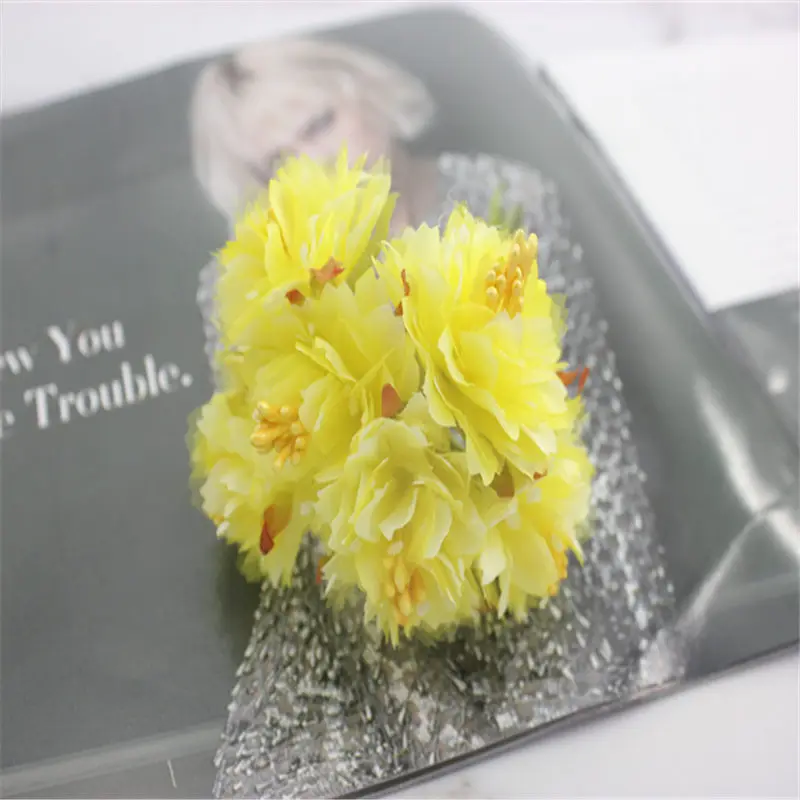 3 см 6 шт./партия шелк искусственный бутон с тычинками букет цветок для дома сад свадебный автомобиль бутоньерка ремесла растения - Цвет: yellow