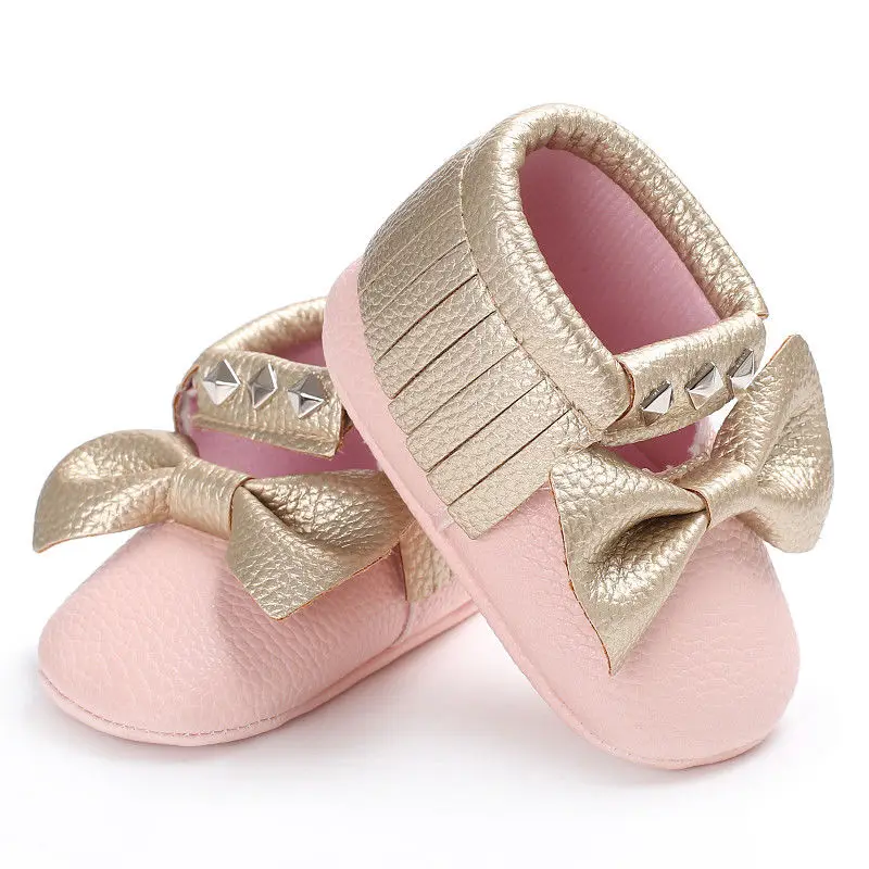 Милая повседневная кожаная обувь для новорожденных девочек 0-18 месяцев, с бантом-бабочкой, с кисточками, без шнуровки, на мягкой подошве, одежда для малышей все сезоны