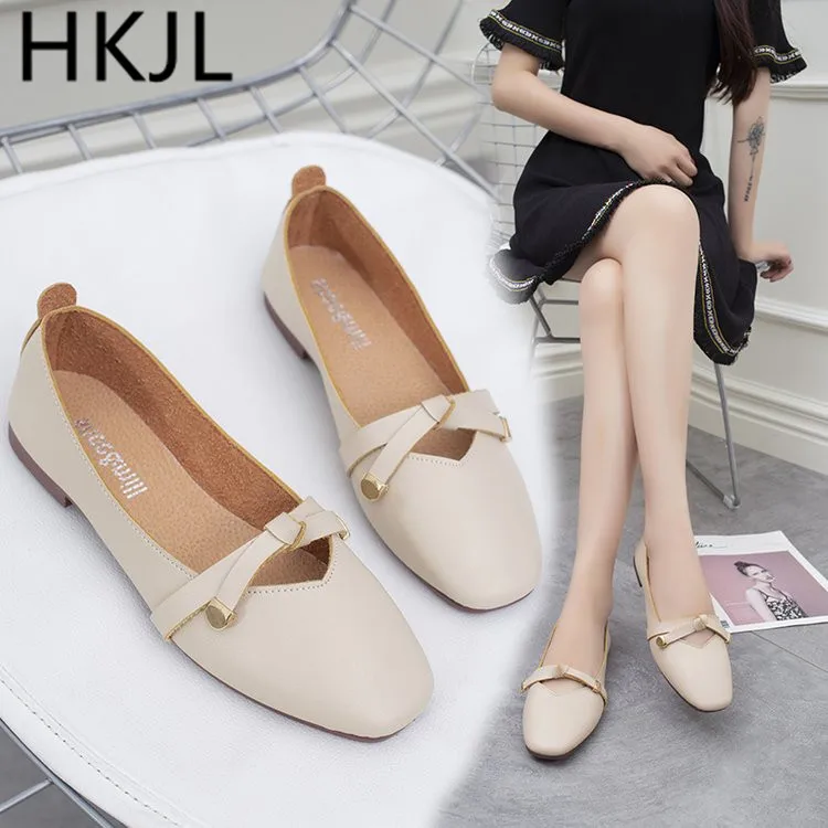 

HKJL New 2018 women's shoes low top shoes student fashion shallow mouth thick heel shoes sweet grandma shoes loafers A075