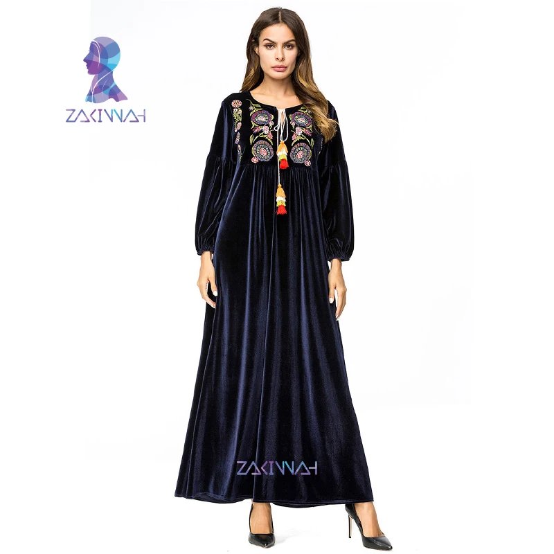 

7220 Muslim Dubai Turkey Dames Jurken Europe and America Simple Embroidered Korea Velvet Stitching Women Abaya Long Dress