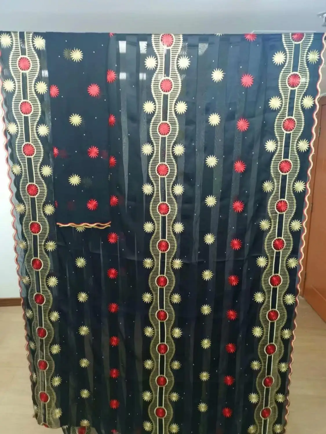 

Breathable soft Embroidered Black Polished cotton lace African Swiss lace fabric without holes 5+2 yards of Dubai dress lace