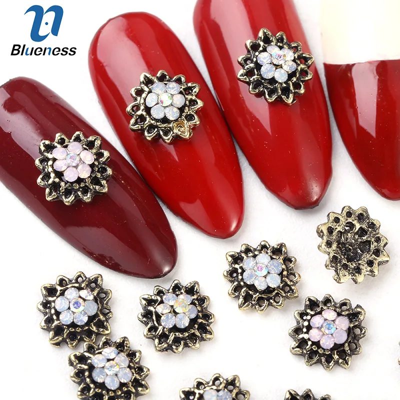 Blueness 10Pcs/lot Retro Flower 3D Rhinestones Nail Art Decorations