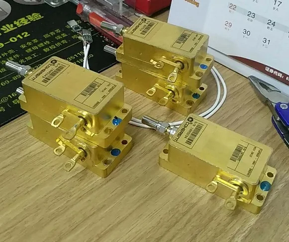 FAP800 40W 806.5 до нм связанный с контурным волокном лазер Связной 806nm 810нм 40 Вт LD