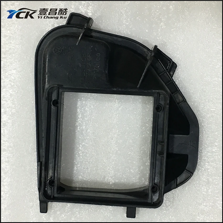 

1PC YCK Original Headlight Back Cover Headlamp Dust Cover car Shell 3D0941607G / 3D0 941 607 G 3D0941608B (Genuine and Used)