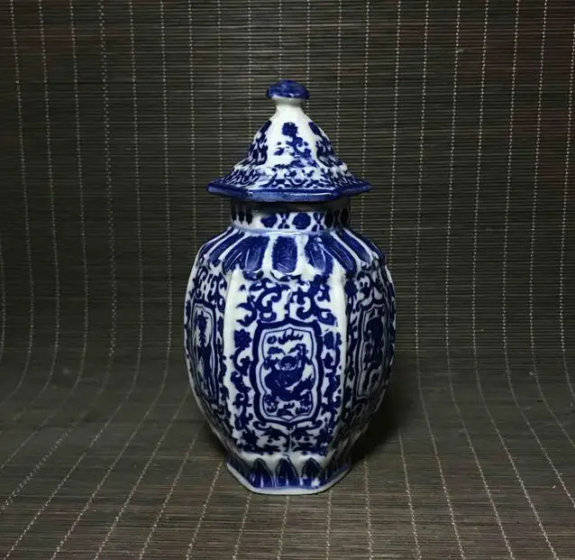 

China Jingdezhen town blue and white porcelain vase
