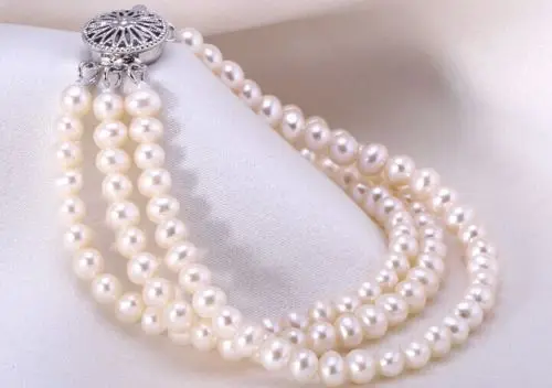 

Shipping >>>triple strands 8-9mm south sea white round pearl bracelet7.5-8inch