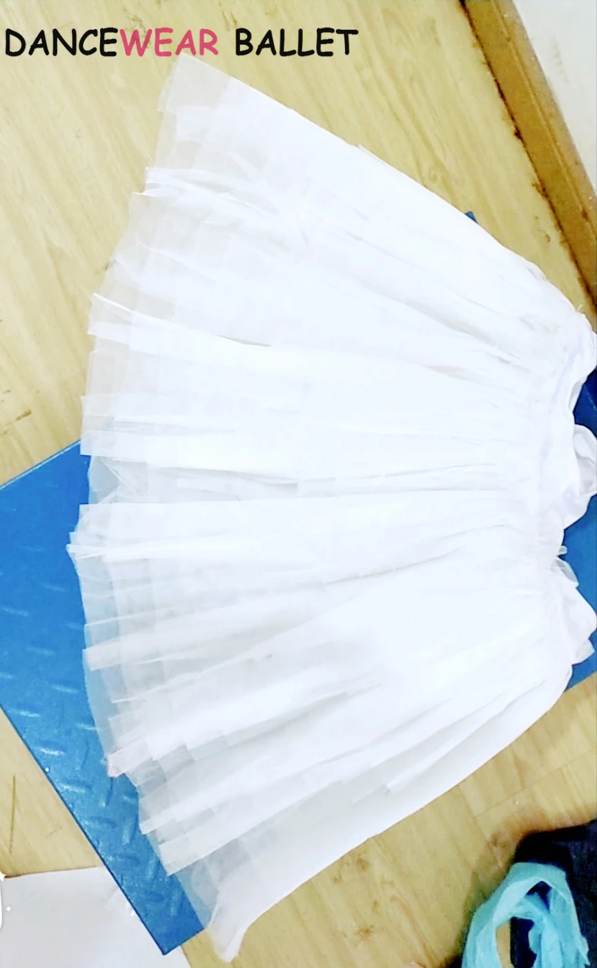 Petticoat-4_