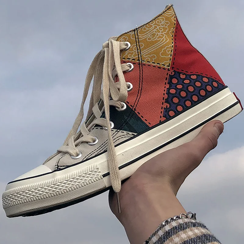 Skup Męskie letnie trampki moda płócienne buty dla mężczyzn szwalnia miejsce sznurowane mieszane kolory masaż Casual niskie tenisówki męskie