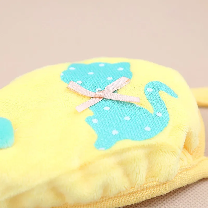 2396645237_194290757