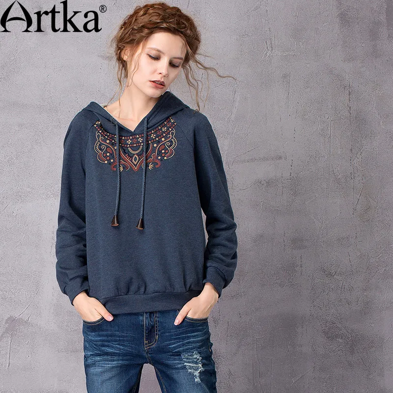  ARTKA Women's 2018 Autumn New Solid Color Ethnic Embroidery Hoodie Vintage Hooded Long Sleeve All-m