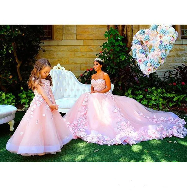 arabic-pink-wedding-dresses-2018-strapless-luxury-full-handmade-flowers-court-train-bridal-gowns-custom-made