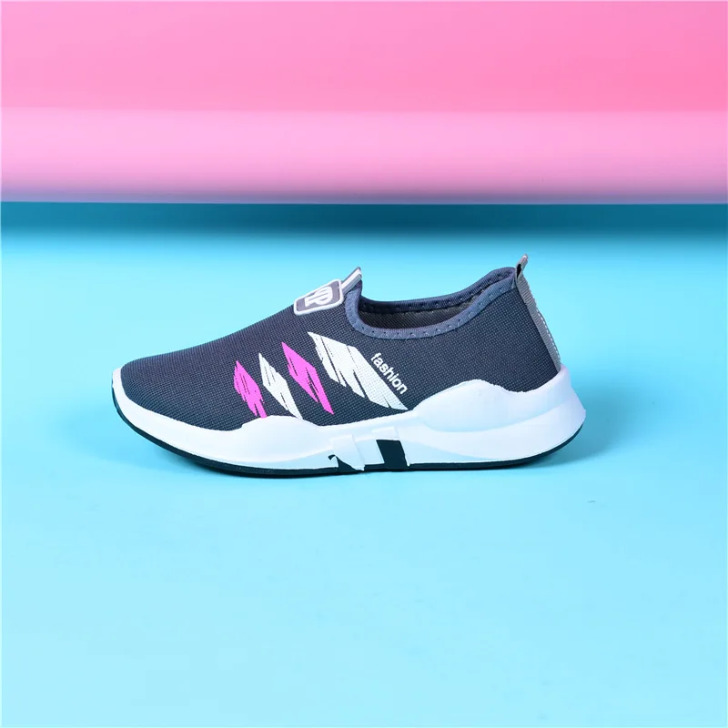 

2019 new fashion casual shoes 33.20