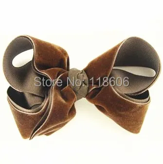 velvet hairbow.jpg