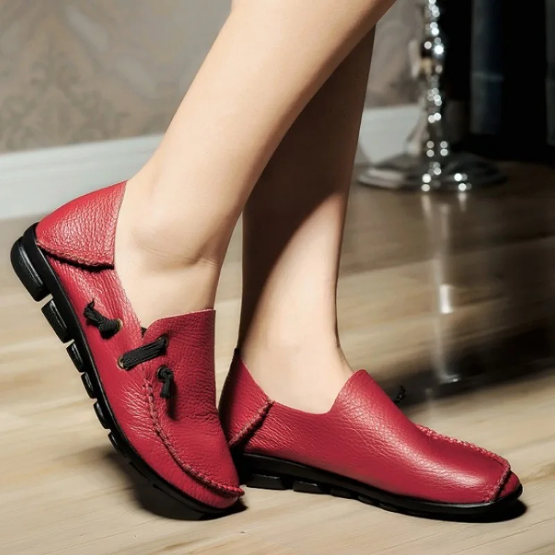 

Solid Big Size Shoes Woman Genuine Leather Round Toe Soft Suede Loafers Women Flats Large Women's Nurse Comfortable Casual 2019