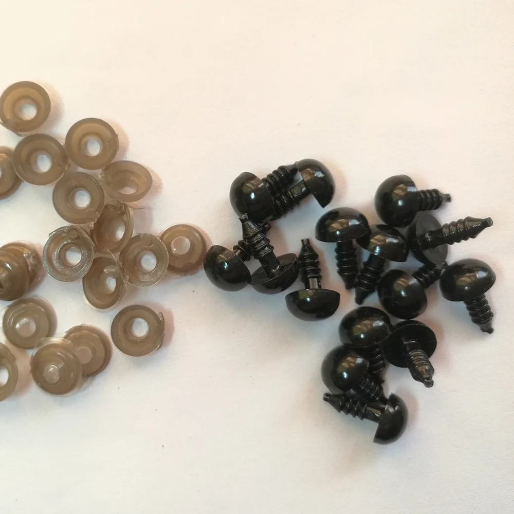 100PCS Black Plastic Doll Eyes Safety Eyes for Teddy Bear Stuffed Toys Snap Animal Scrapbooking Puppet Dolls Toy DIY Craft plastic safety eyes,doll eyes,googly doll eyes,doll handmade accessories,plastic toy eyes