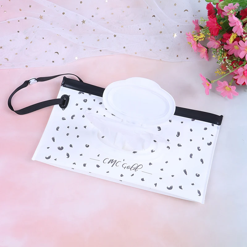 

Hot sale Baby Kids Wipe Clutch Carrying Bag Wet Wipes Dispenser Snap-strap Bag Pouch Outdoor Travel Wet Paper Towel Container