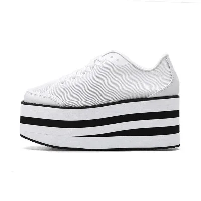 

Joker casual thick-soled muffin bottom single shoes Japanese Harajuku hollow round head increase small white shoes