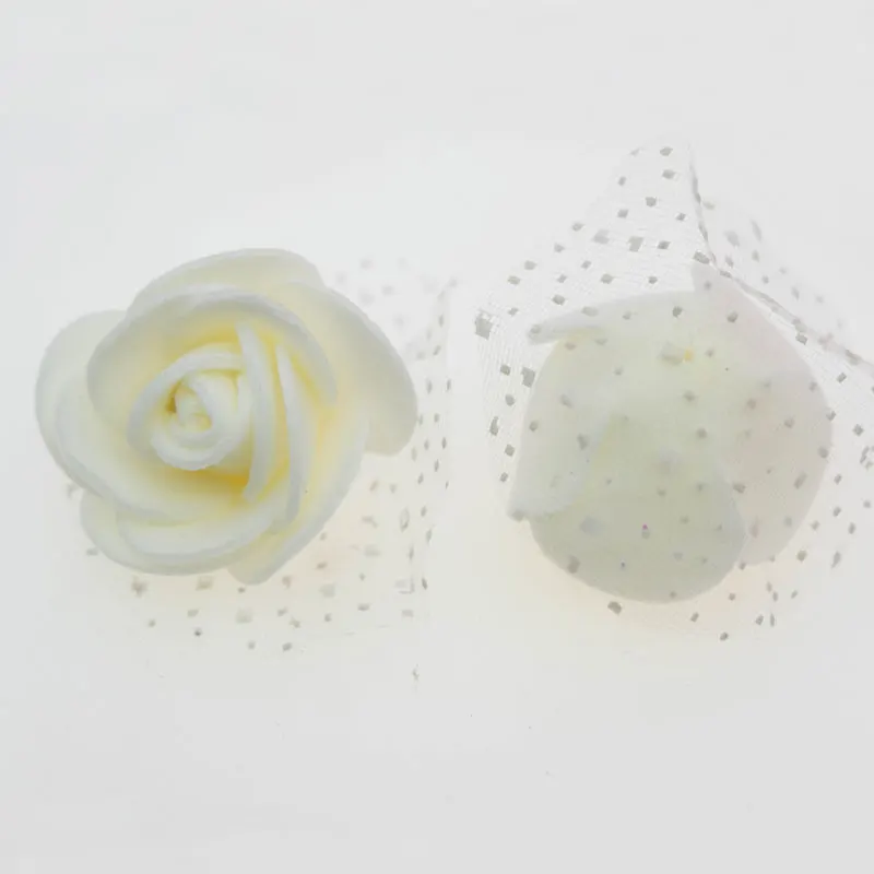 500 шт 3,5 см поролоновые розы цветы головок, искусственные цветы с тюлем украшение в виде свадебного букета DIY розы аксессуары в виде мишки - Цвет: ivory