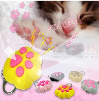 

FREE SHIPPING BY DHL 200pcs/lot 2015 Plastic LED Lovely Cat Paw Keychains with Sound Novelty Gift Keyrings for Kids