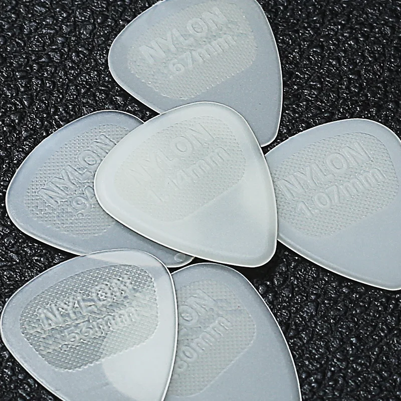 Dunlop Glow Nylon Guitar Picks Plectrum Mediator Guiar Parts Accessory for Acoustic Electric Guitarra Ukulele Guitar Pick