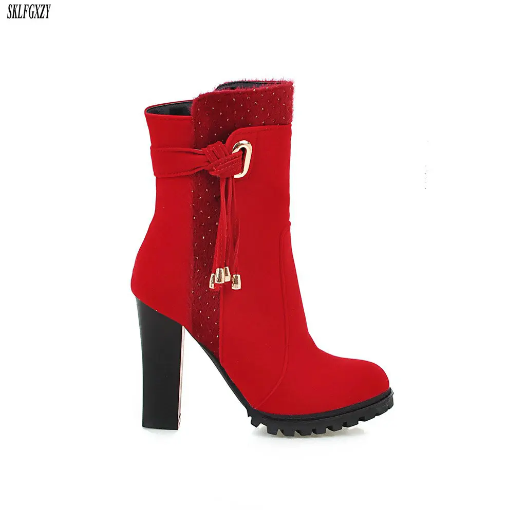 

The new women of autumn and winter middle boots high heels fashionable women's boots hot selling women's shoes size 34-40