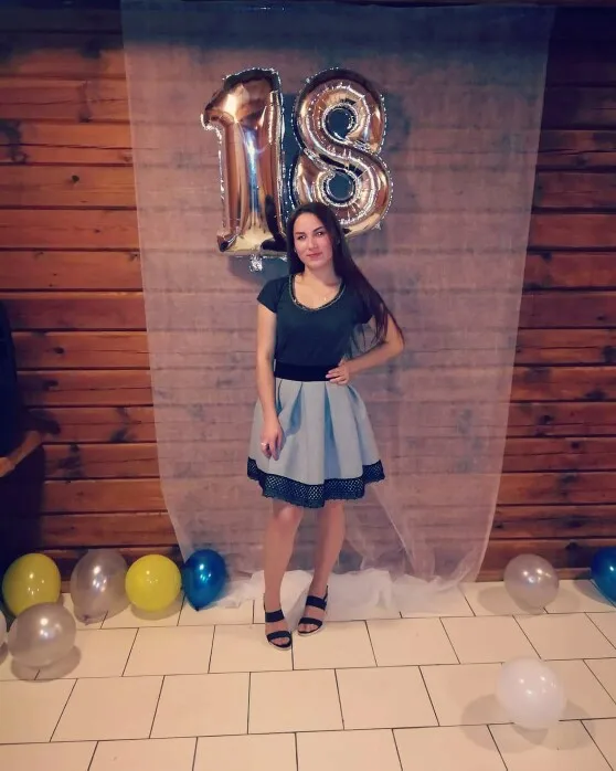 UTB8HutMkFfJXKJkSamHq6zLyVXaT